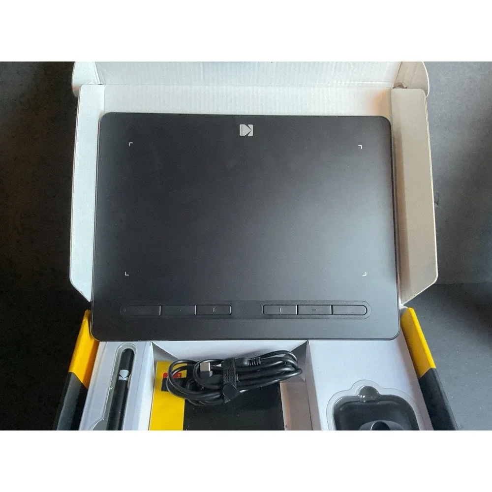 Kodak Cybertablet F8 Graphic Tablet 8x5 In Box Complete with Pen